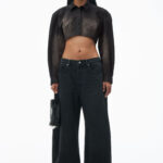 curved cropped shirt in cotton twill