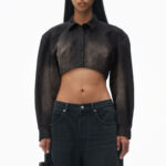curved cropped shirt in cotton twill