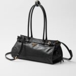 MEDIUM LEATHER HANDBAG