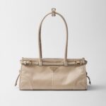 MEDIUM LEATHER HANDBAG