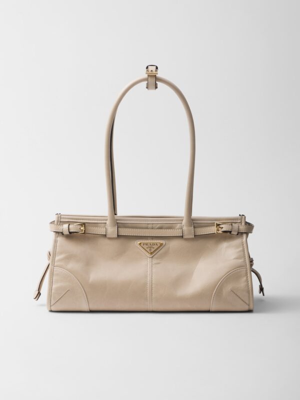 MEDIUM LEATHER HANDBAG