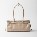 MEDIUM LEATHER HANDBAG