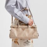 MEDIUM LEATHER HANDBAG