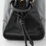 MEDIUM LEATHER HANDBAG