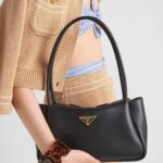 MEDIUM LEATHER HANDBAG