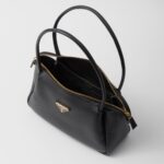 MEDIUM LEATHER HANDBAG