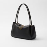 MEDIUM LEATHER HANDBAG