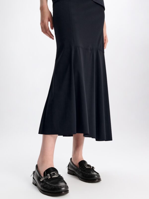 ELEGANT COMFORT SKIRT