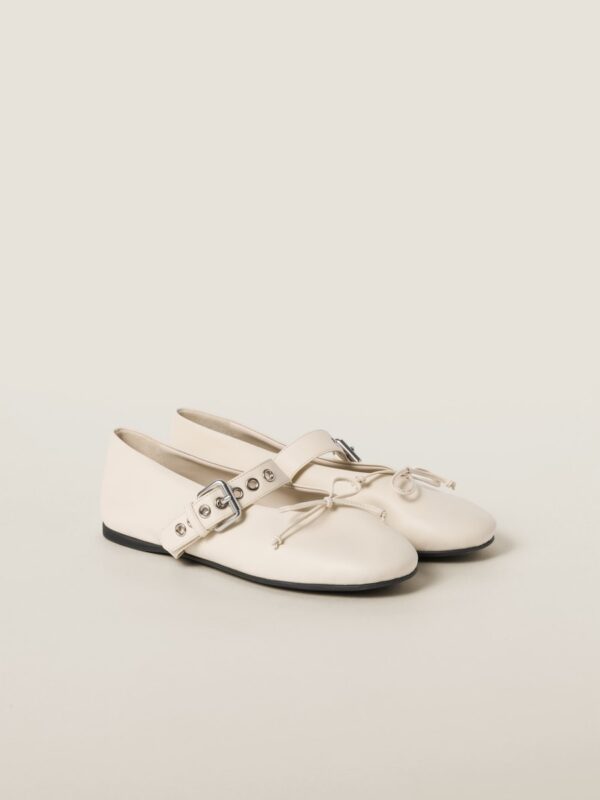 LEATHER BALLERINAS