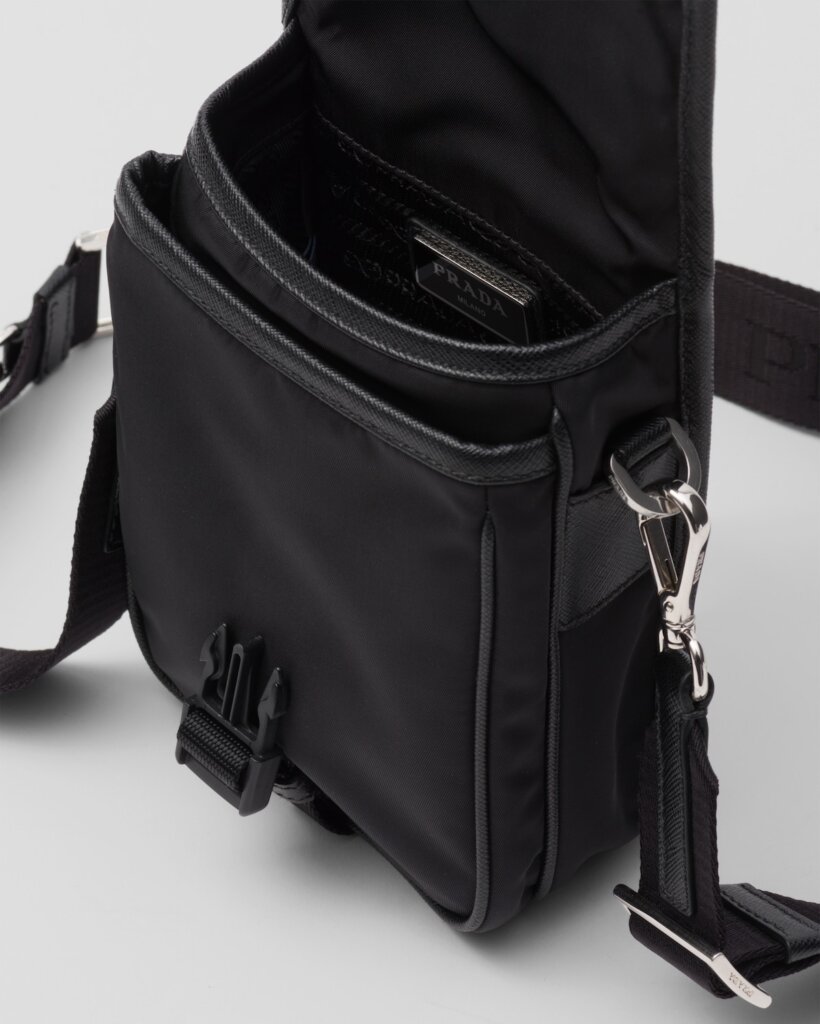 【日本入手困難】Small Re-Nylon and leather shoulder bag Prada Small Re-Nylon and leather shoulder bag | REVERSIBLE