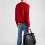LOW-RISE JEANS