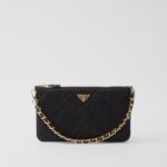 RE-NYLON POUCH