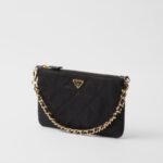 RE-NYLON POUCH