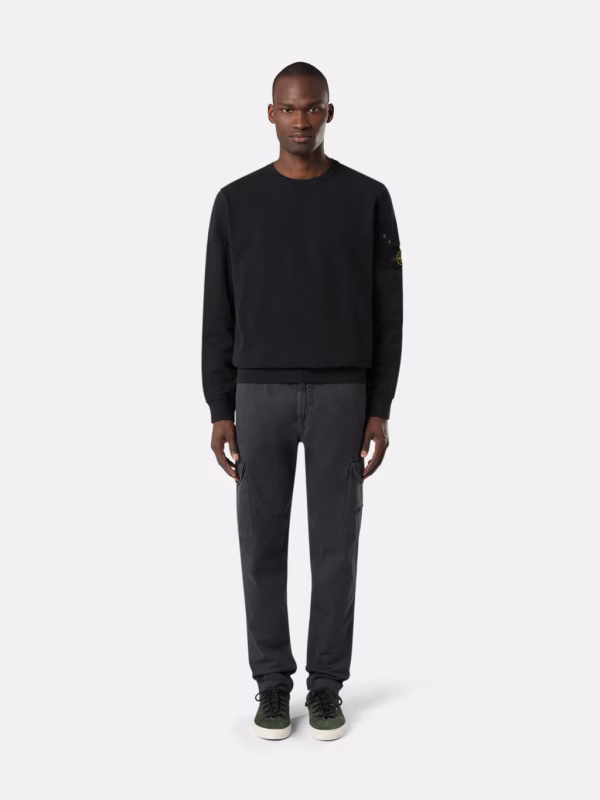 CREWNECK SWEATSHIRT WITH POCKETS