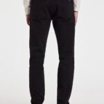 TAPERED JEANS