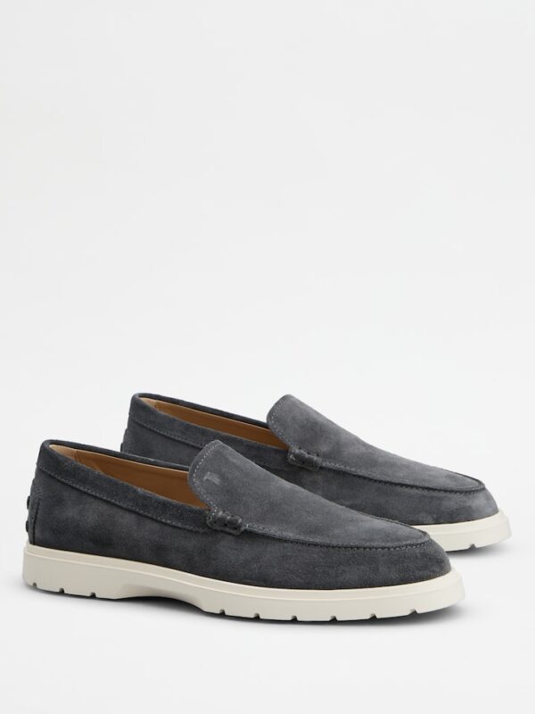 SLIPPER LOAFERS