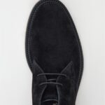 DESERT BOOTS