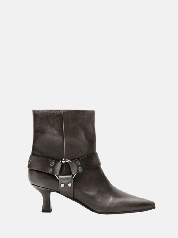 AVRIL BRITISH BOOTIE