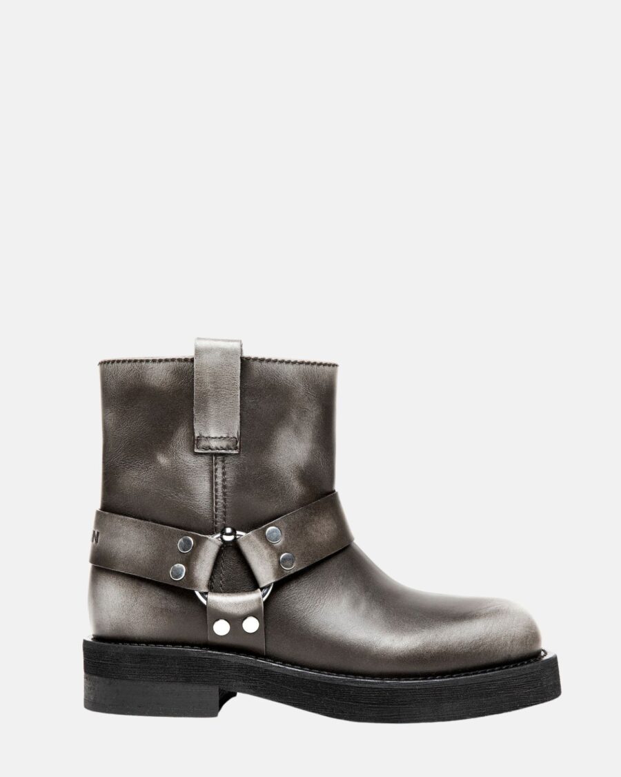 STEVE BOOTIES