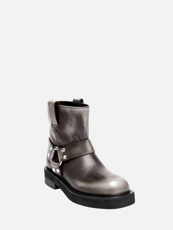 STEVE BOOTIES