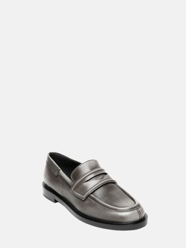 NICOLE LOAFERS