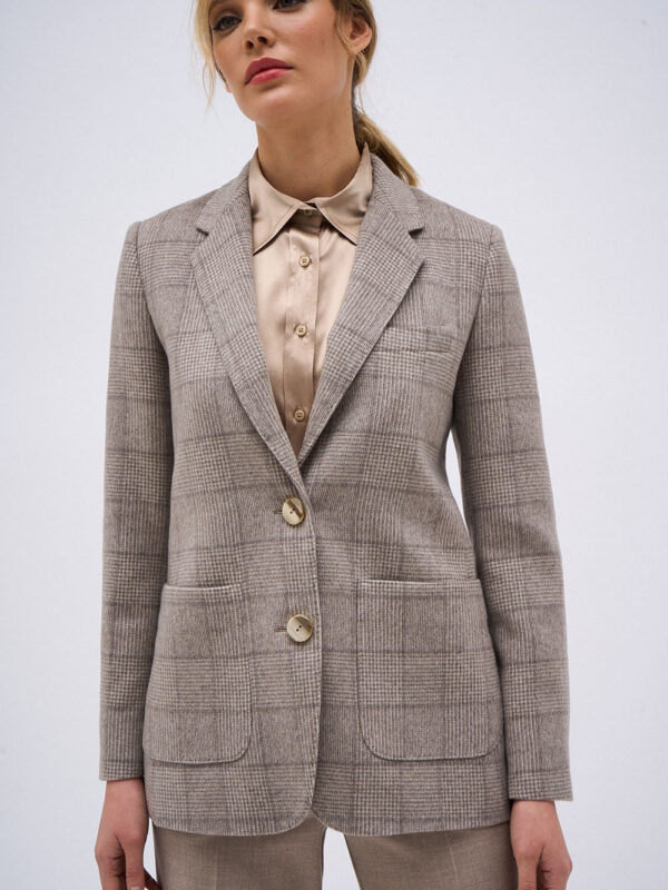 ANETTE BLAZER