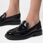 LEATHER LOAFERS