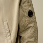 FLEECE MIXED QUILTED HOODED SWEATSHIRT