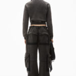 CROPPED CARGO ZIPPED SWEATSHIRT