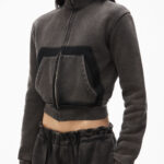 CROPPED CARGO ZIPPED SWEATSHIRT