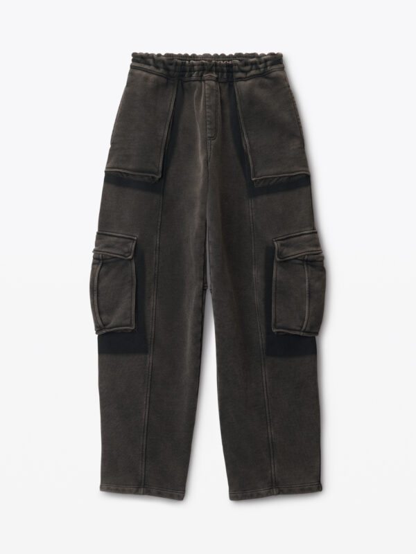 OVERSIZED CARGO SWEATPANTS