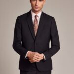TAILORED SUIT