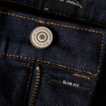 SLIM FIT INDIGO WASH JEANS