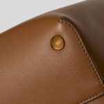 MEDIUM LIBRA TOTE BAG IN LEATHER