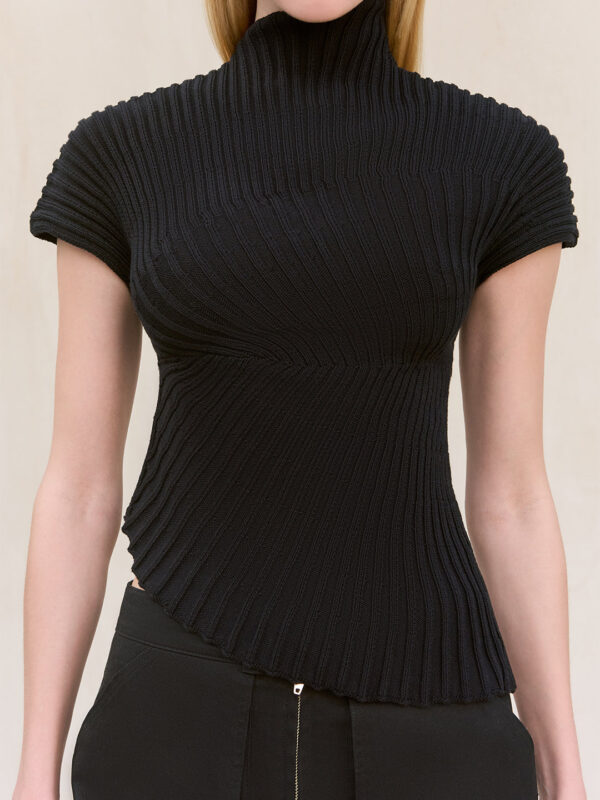 ANNEMIE KNIT TOP