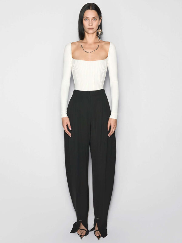 BONING DETAIL KNIT TOP