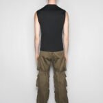 SIGNATURE SLEEVELESS TOP