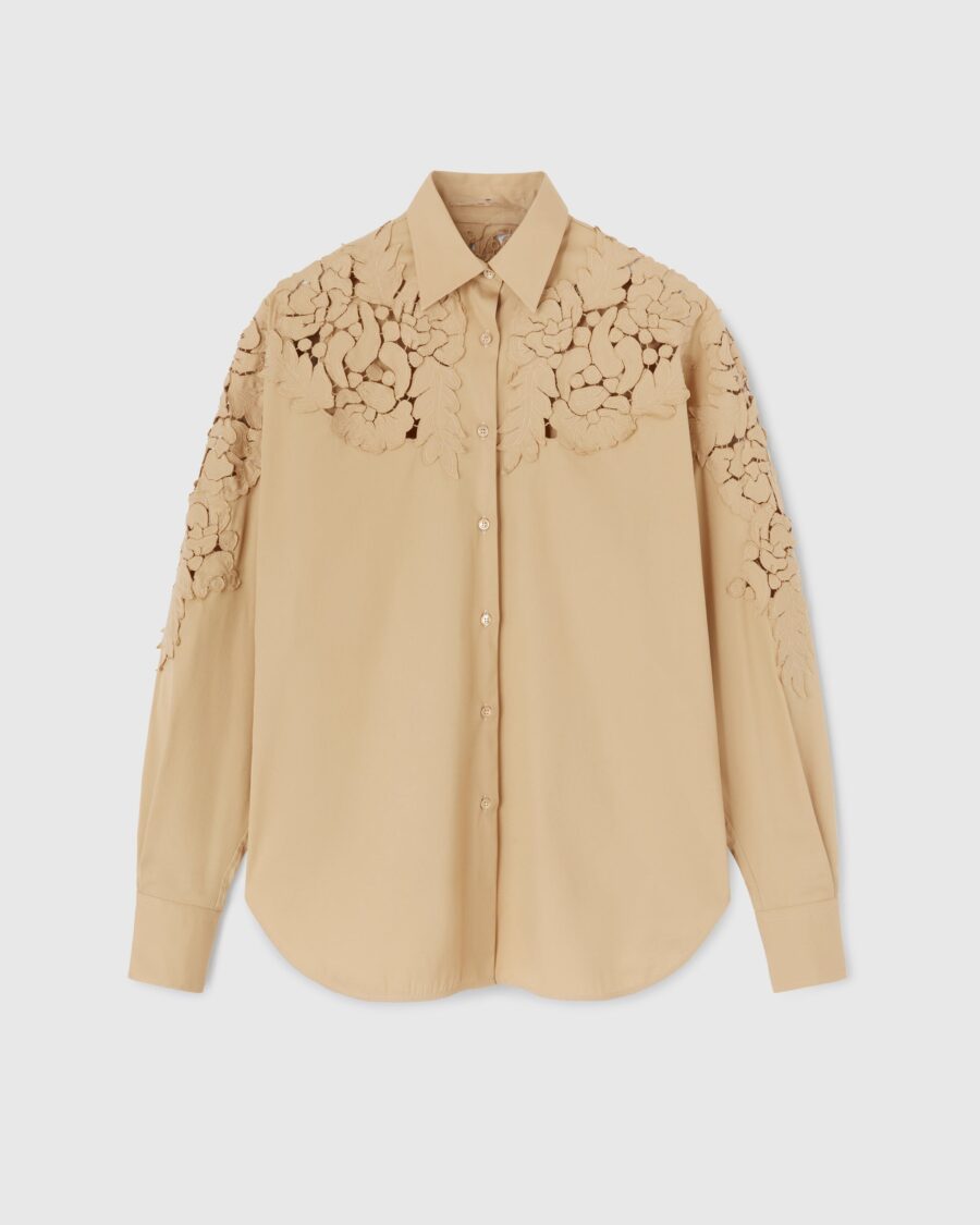 POPLIN SHIRT WITH FLORAL APPLIQUÉ