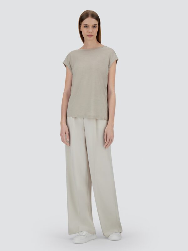 OPEN BACK TEE