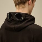 FLEECE HOODIE WITH GOGGLES
