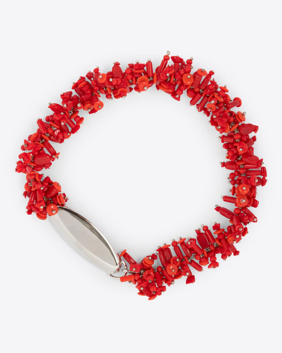EMBROIDERED NECKLACE