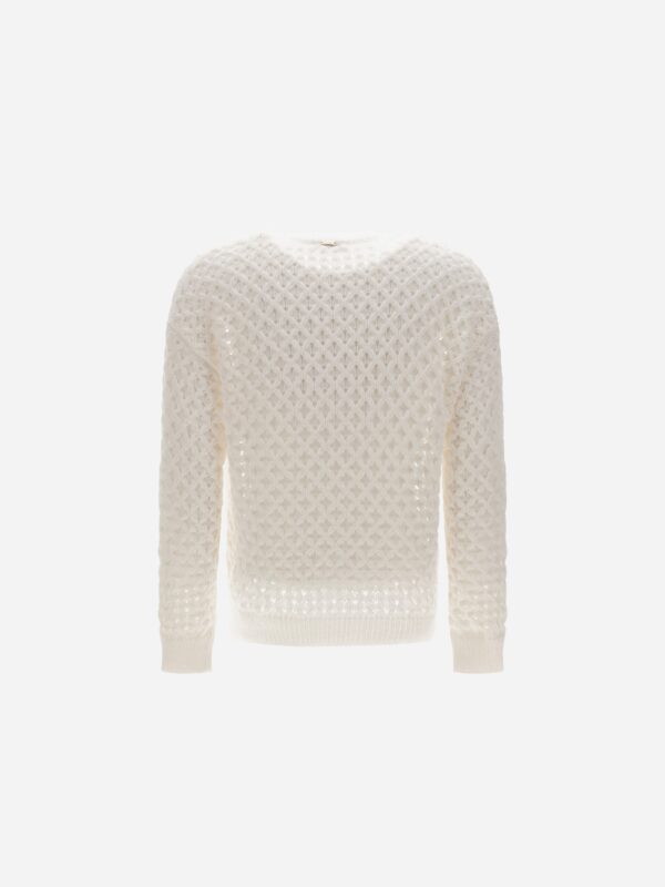 ROUND NECK KNITTED SWEATER
