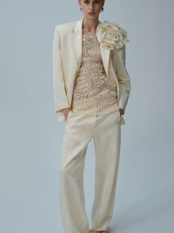 FLOWER APPLIQUE OVERSIZED BLAZER
