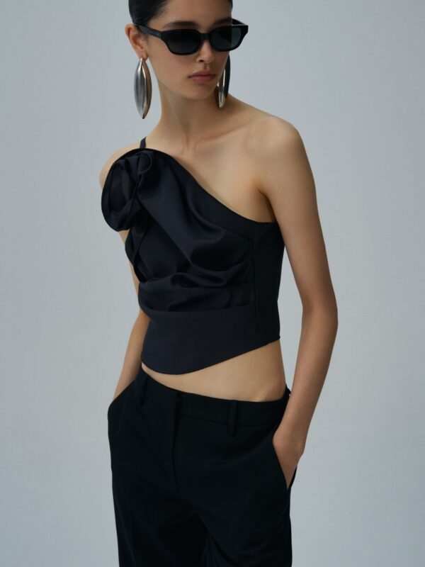 ONE SHOULDER DRAPED TOP