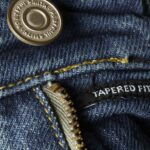 TAPERED JEANS