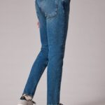 TAPERED JEANS