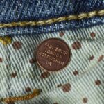 TAPERED JEANS