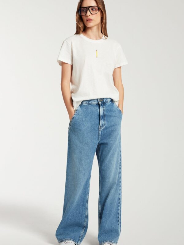 EMBROIDERED PENCIL TEE