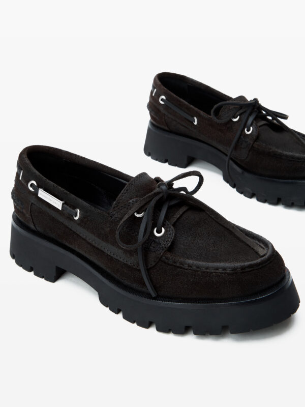 SUEDE BOAT SHOES
