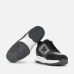 INTRACTIVE SNEAKERS